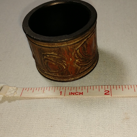 Better Homes & Garden Leather-Look Napkin Rings - Picture 4 of 6